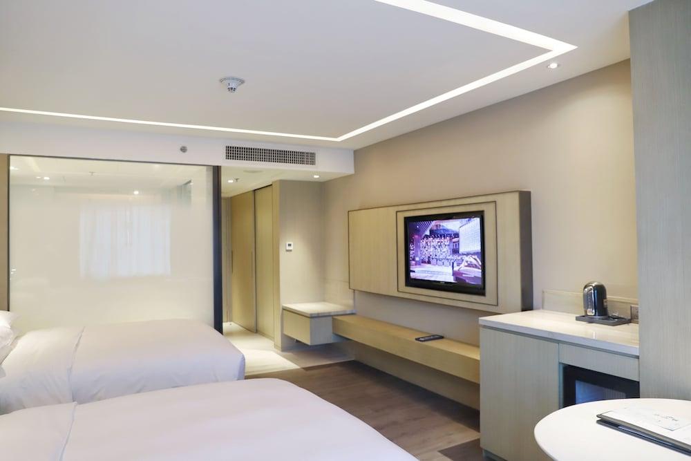 Renaissance Shenzhen Luohu Hotel Exterior photo